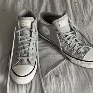 Converse mid high top